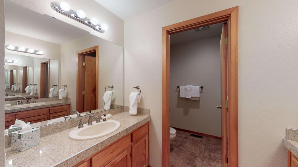 62 Wildflower Apartment in Sunriver