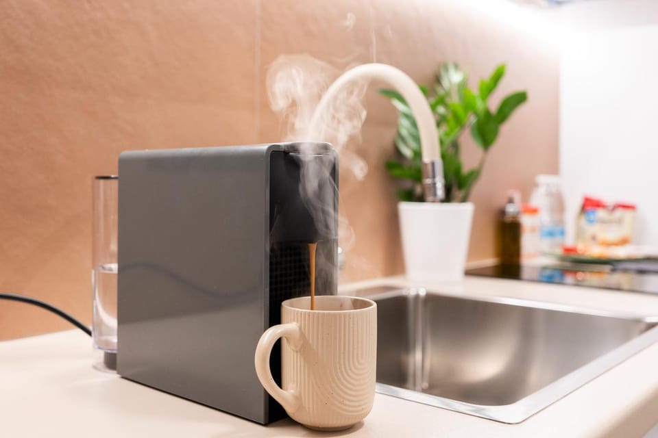 Coffee/tea facilities, kitchen