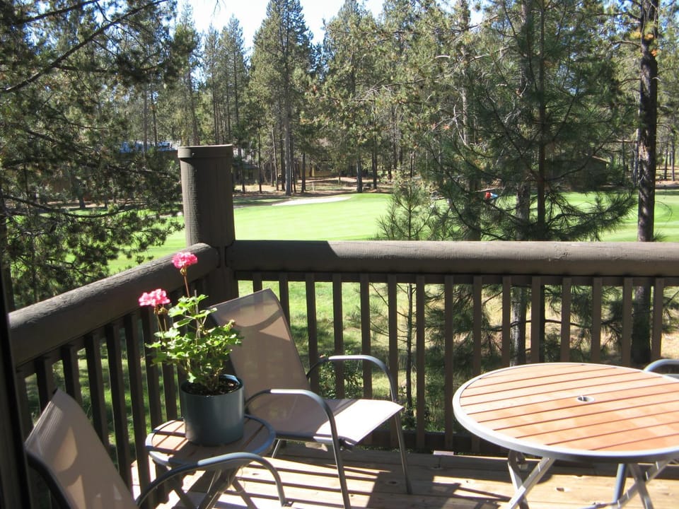 65 Wildflower Apartment in Sunriver