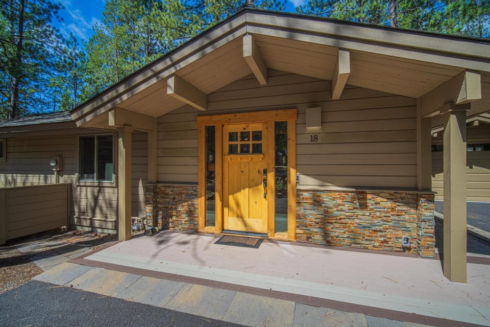 18 Quartz Mtn Lane House in Sunriver