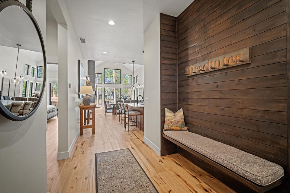 18105-1 Forestbrook Loop House in Oregon