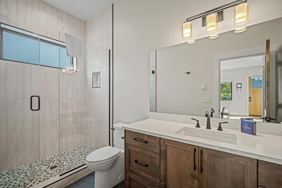 18105-2 Forestbrook Loop House in Oregon