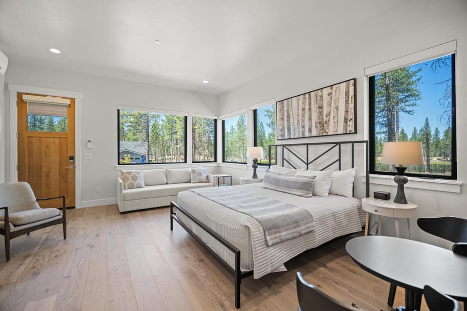 18112-2 Forestbrook Loop House in Oregon