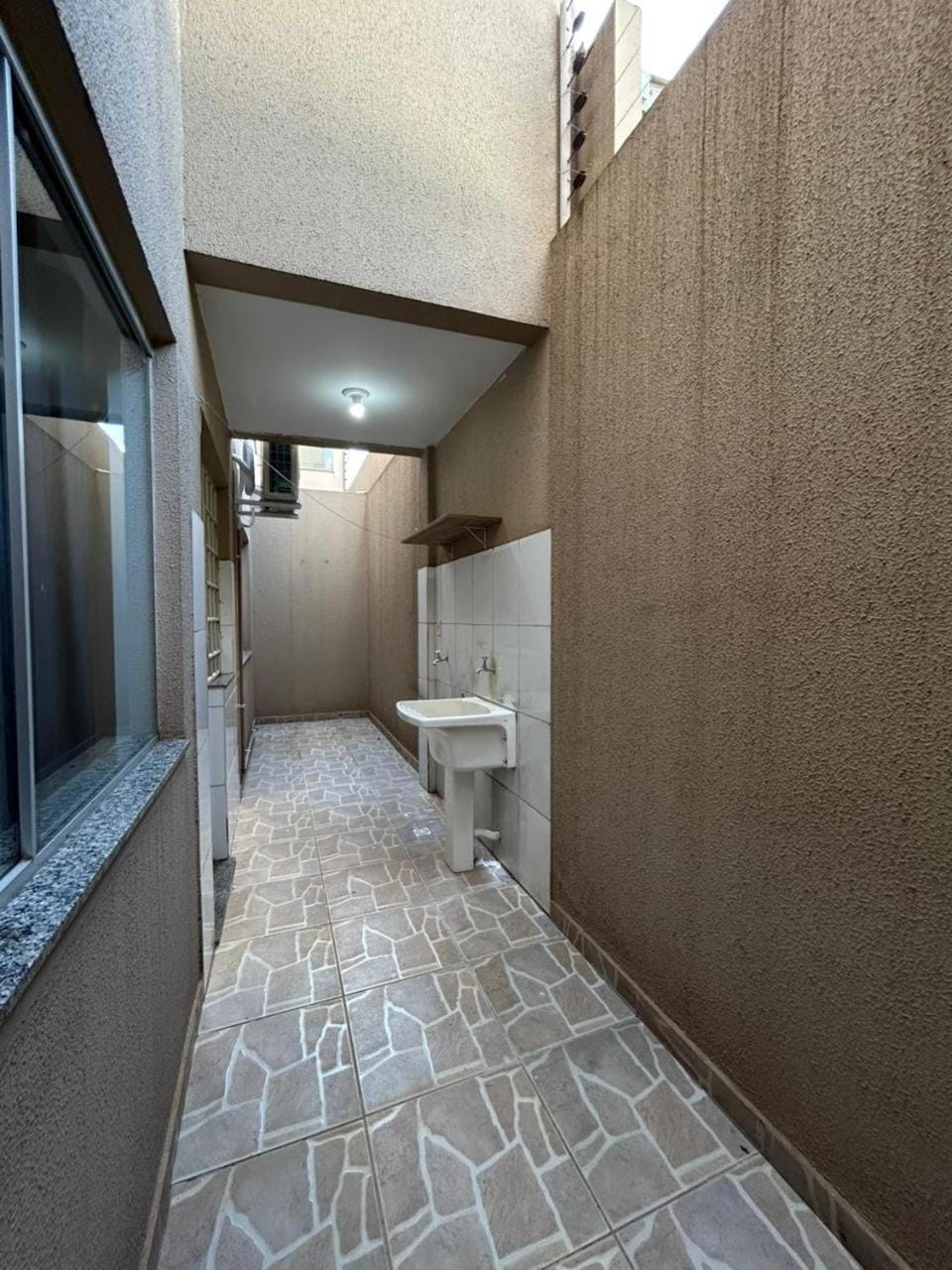 N 4 - Studio completo com ar condicionado a 500m da Unioeste Apartment in Cascavel
