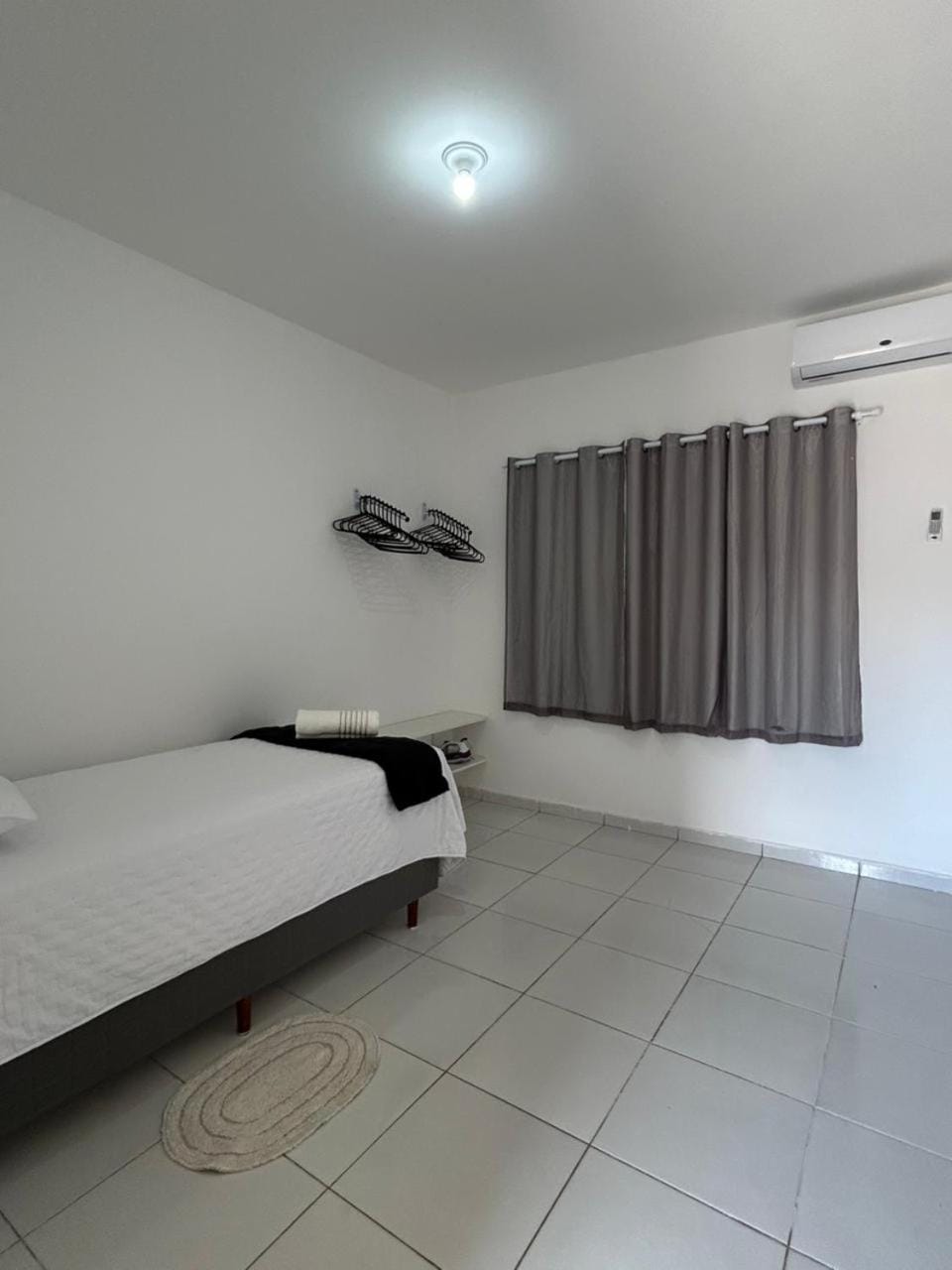 N 4 - Studio completo com ar condicionado a 500m da Unioeste Apartment in Cascavel