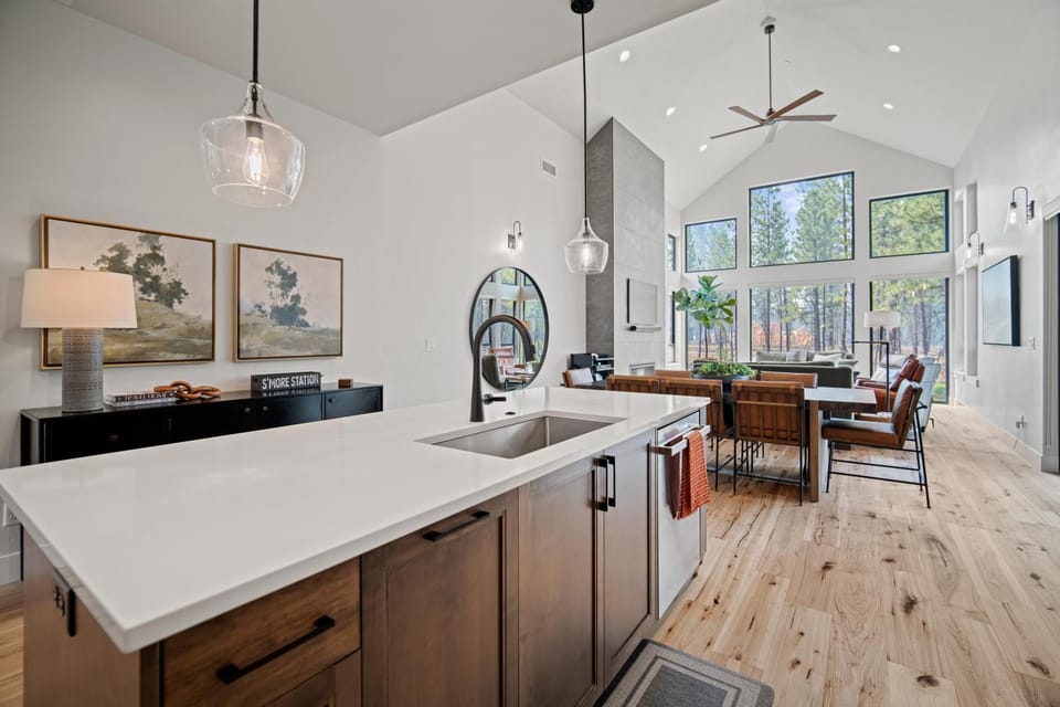 18129-1 Forestbrook Loop House in Oregon