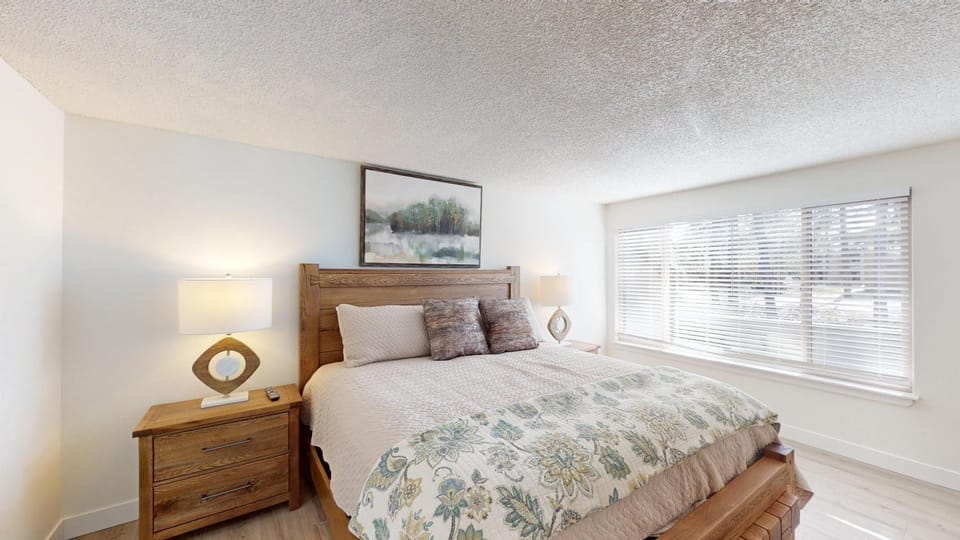 8 Tennis Village Apartment in Sunriver