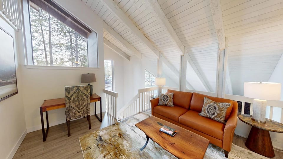 8 Tennis Village Apartment in Sunriver
