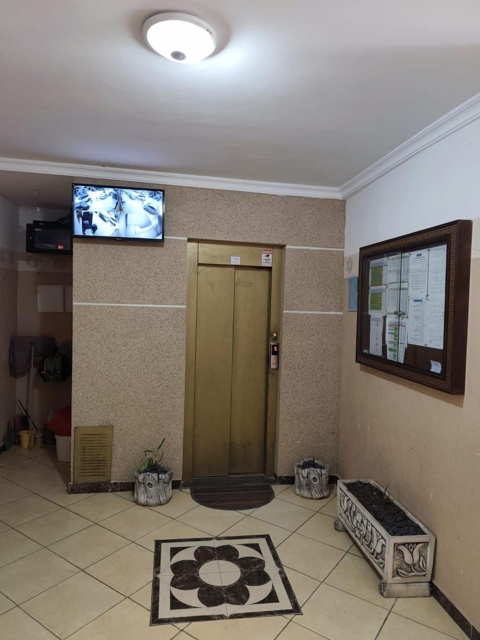 elevator