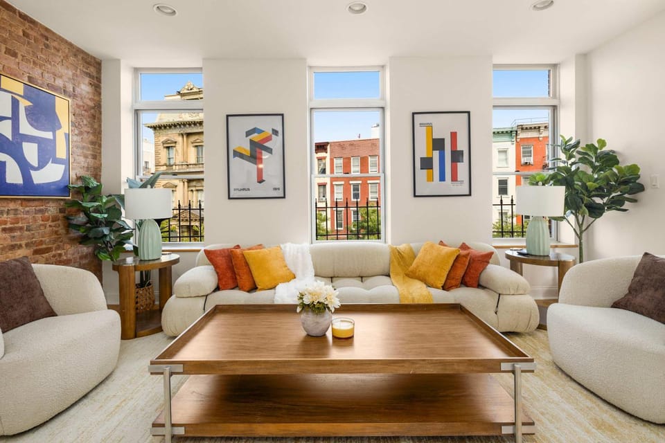 Broadway Terrace Sunlit 1BR with Private Balcony Apartment in Manhattan