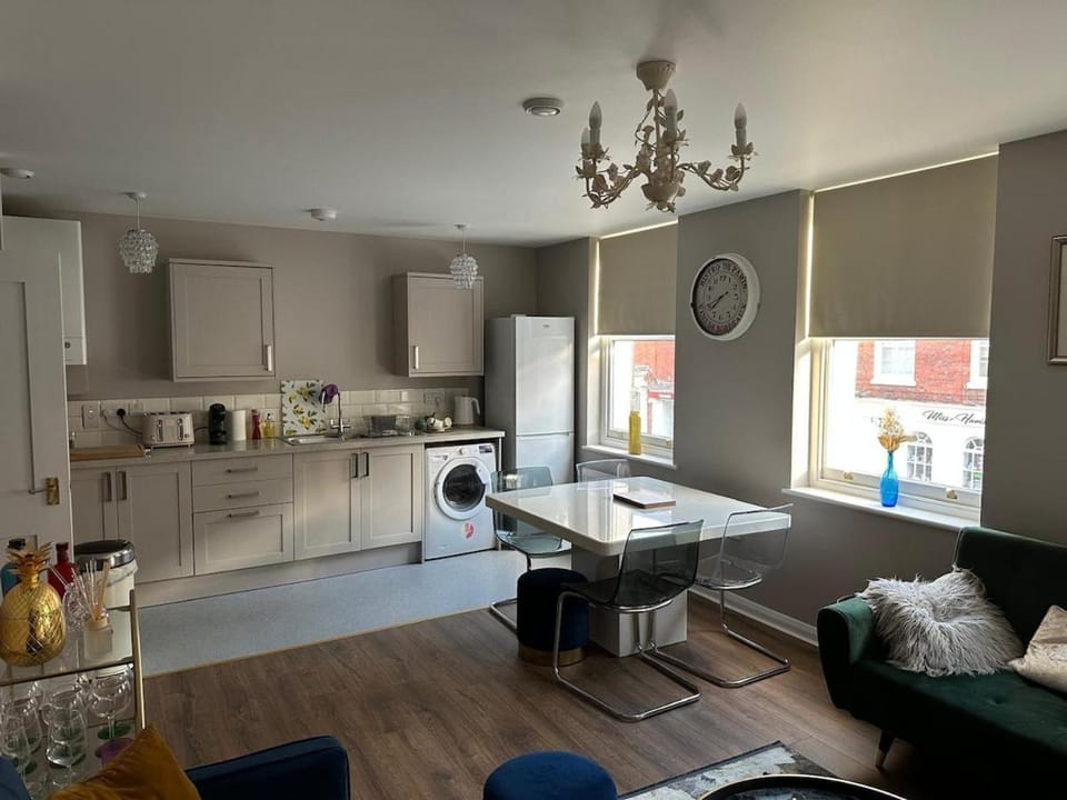 Stony Stratford High Street Luxury Apartment Apartment in Stony Stratford