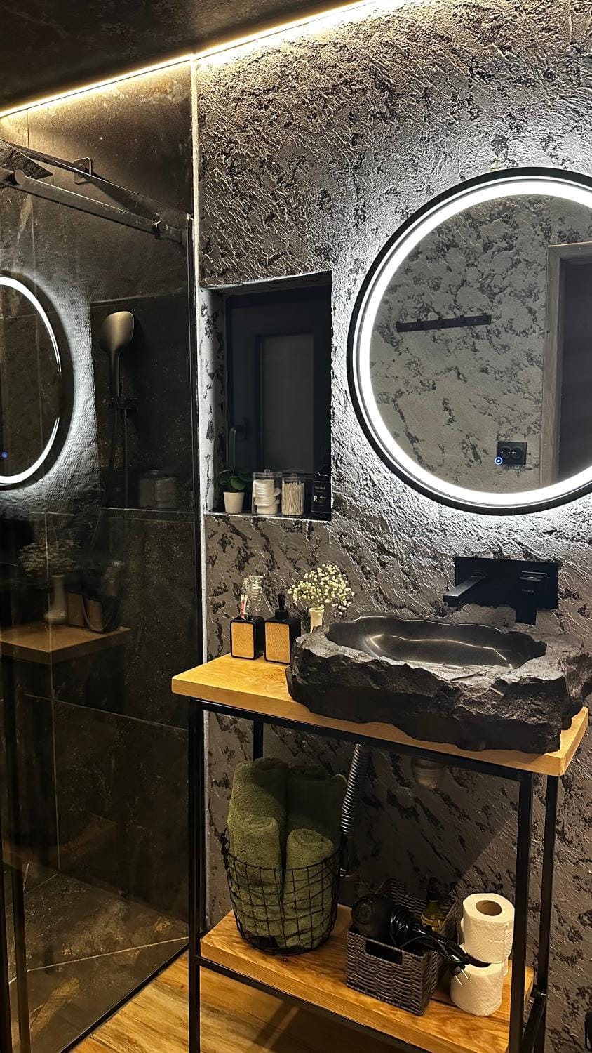Apart Garden з чаном-джакузі Apartment in Lviv Oblast
