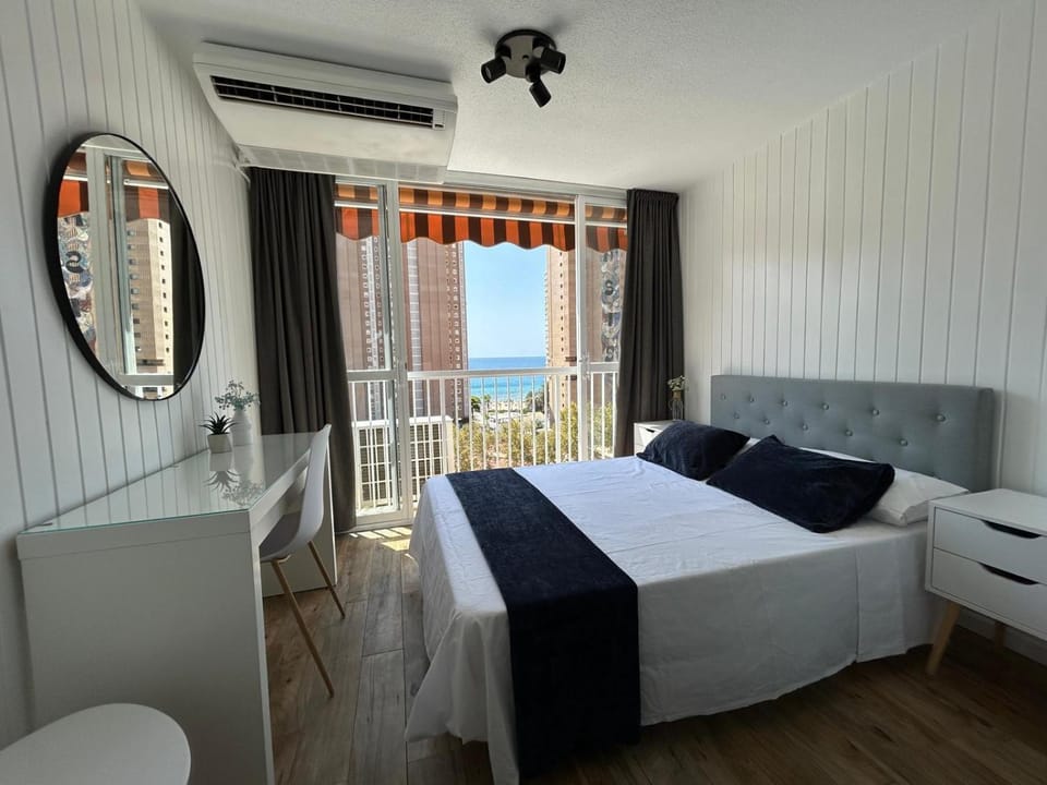 Bed, Sea view