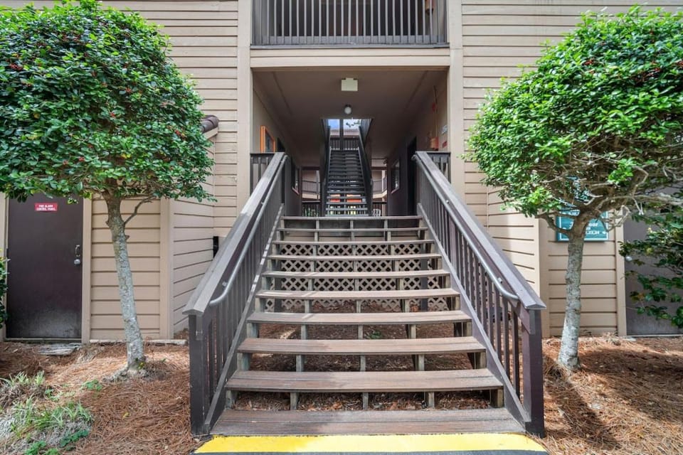 Hilton Head Beach and Tennis Pickleball Villa-Beach & Pool Apartment in Hilton Head Island