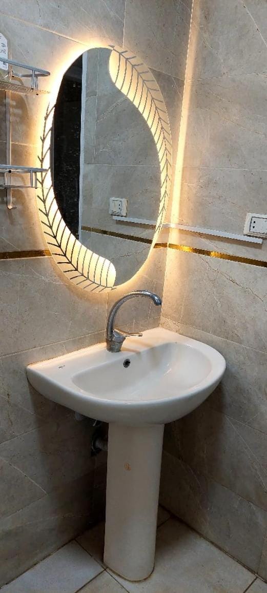 Five Stars Studio in Nasr city & Superb Location Apartment in Cairo