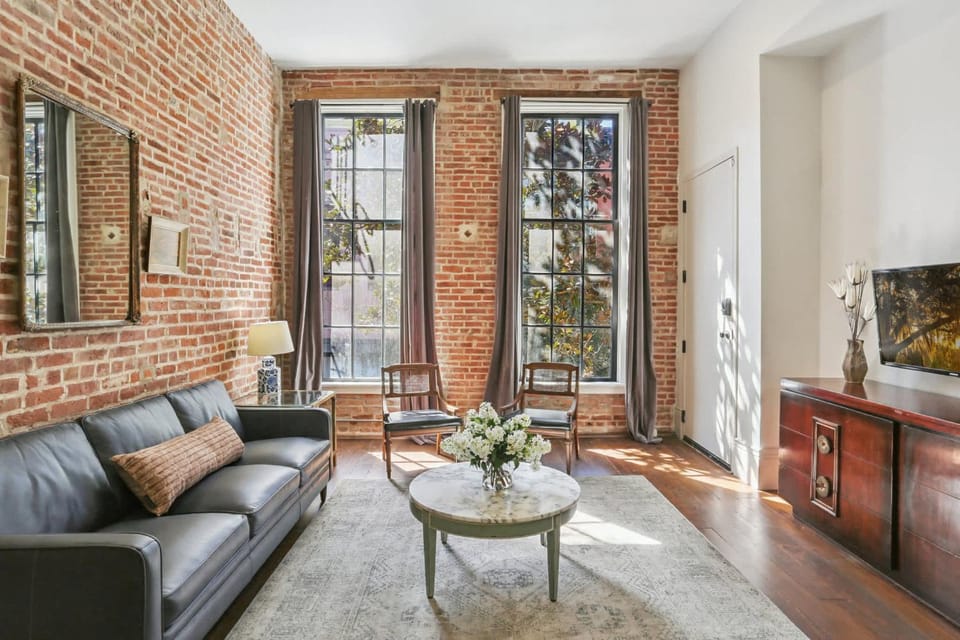 Chic Renovated Condo Suite FQ-Casino Apartment in French Quarter