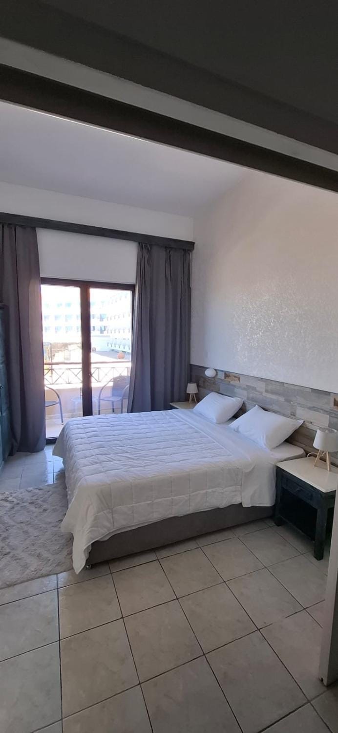 Casa Emma direkt am Meer und Beach Apartment in Paphos District