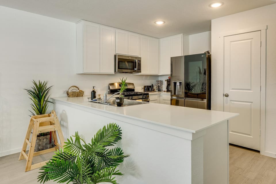 Extended Family Getaway! 5 Mi to Gruene District House in New Braunfels