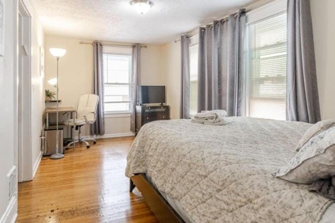 Family & Wellness Retreat Sleeps 10 Downtown House in Brighton