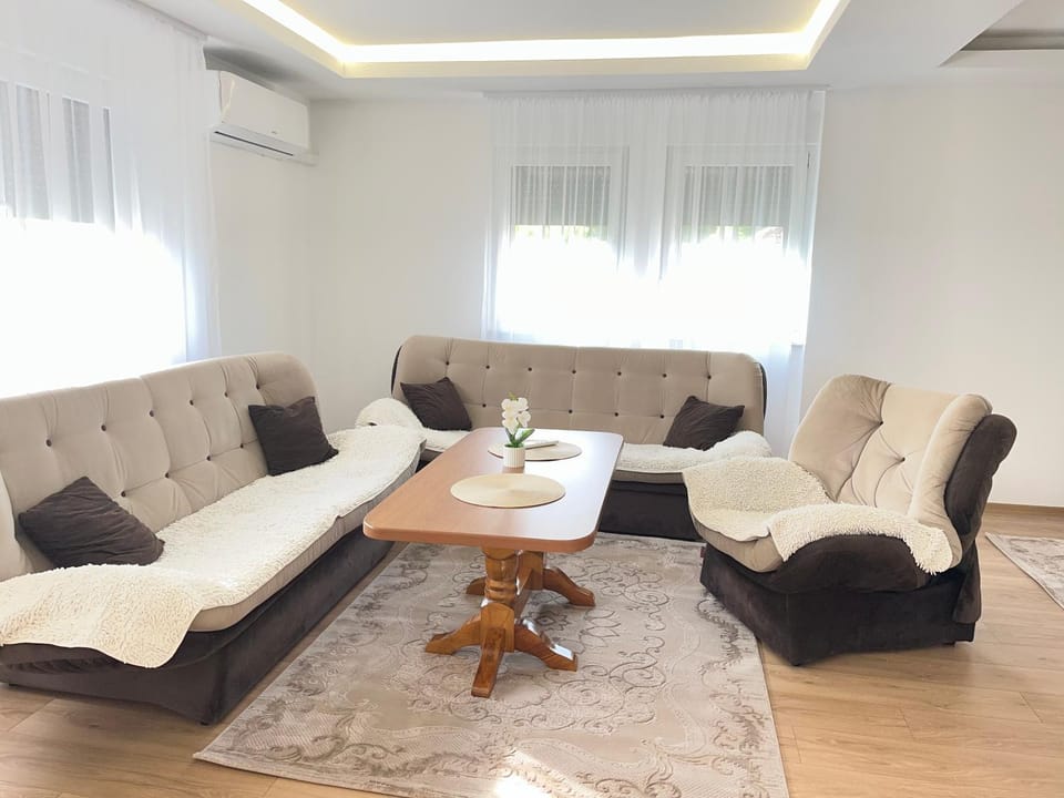Al Noor Villa Ilidža Villa in Sarajevo