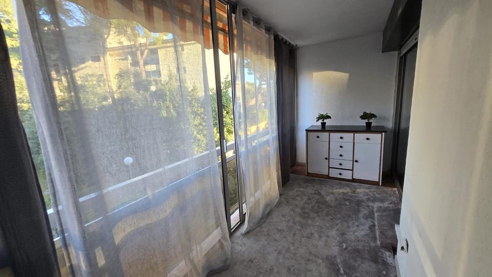 Studio élégant en résidence sécurisée parking inclus Apartment in French Riviera