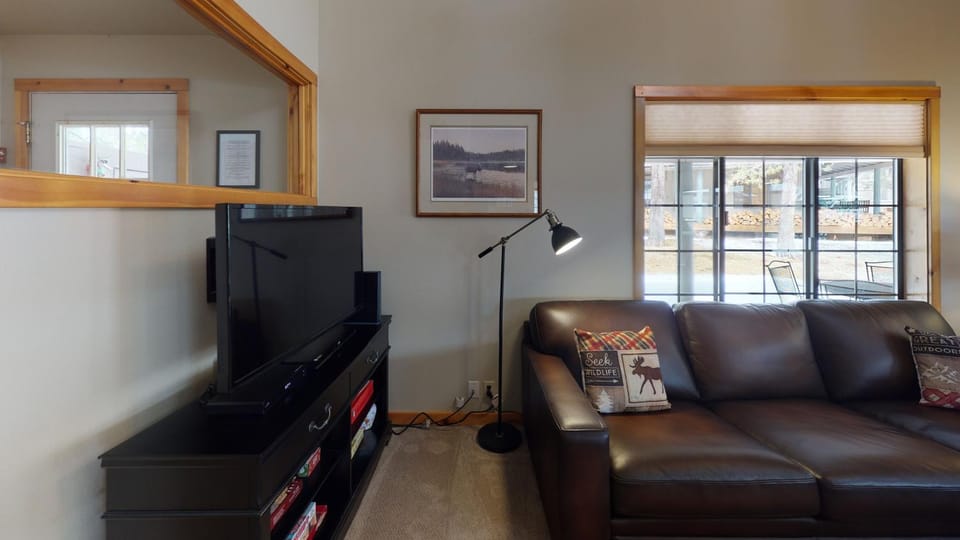 29 Circle Four Ranch Cabin Cabin in Sunriver