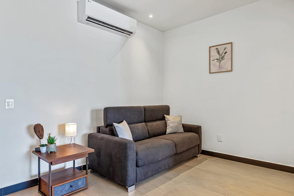 Living room, Seating area, air conditioner