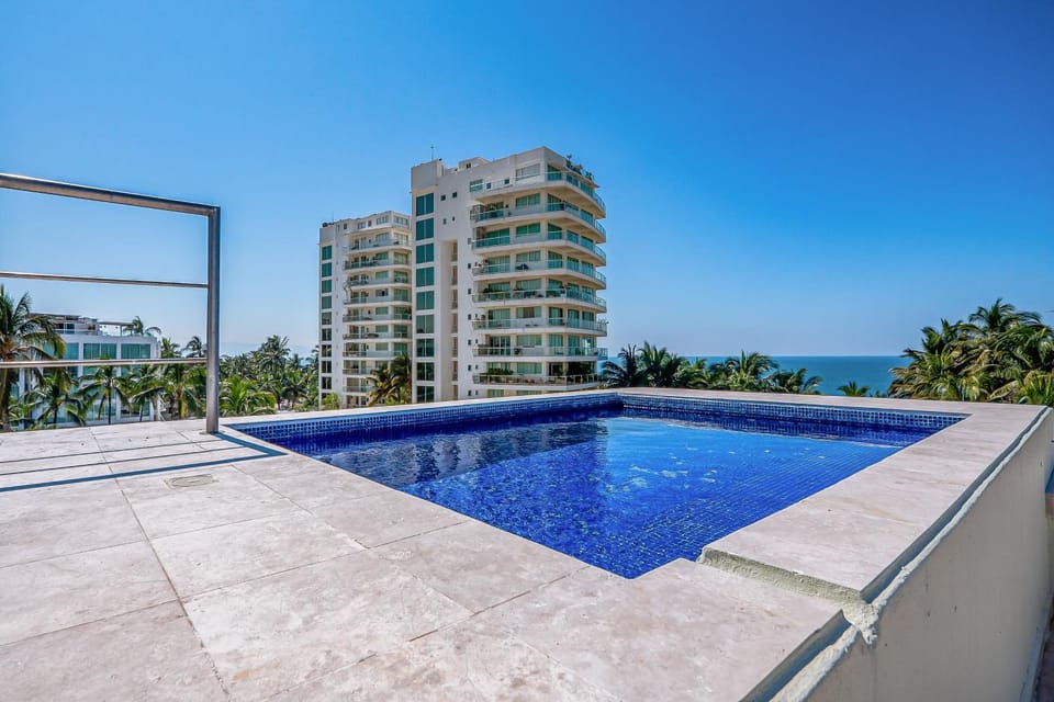 Property building, Day, Pool view, Sea view, Swimming pool, Swimming pool, sunbed