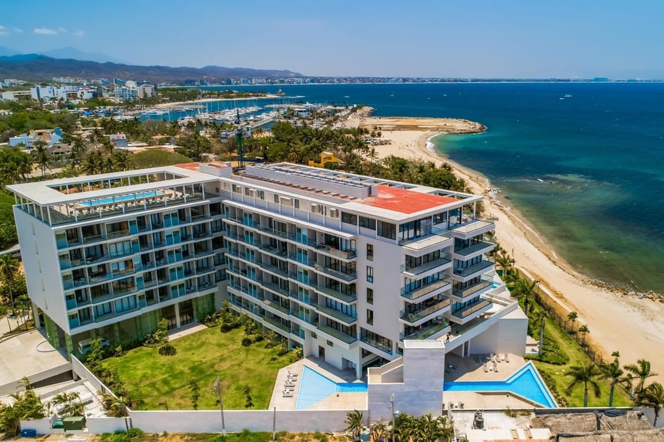 Property building, Day, Bird's eye view, Beach, Mountain view, Pool view, Sea view, Swimming pool