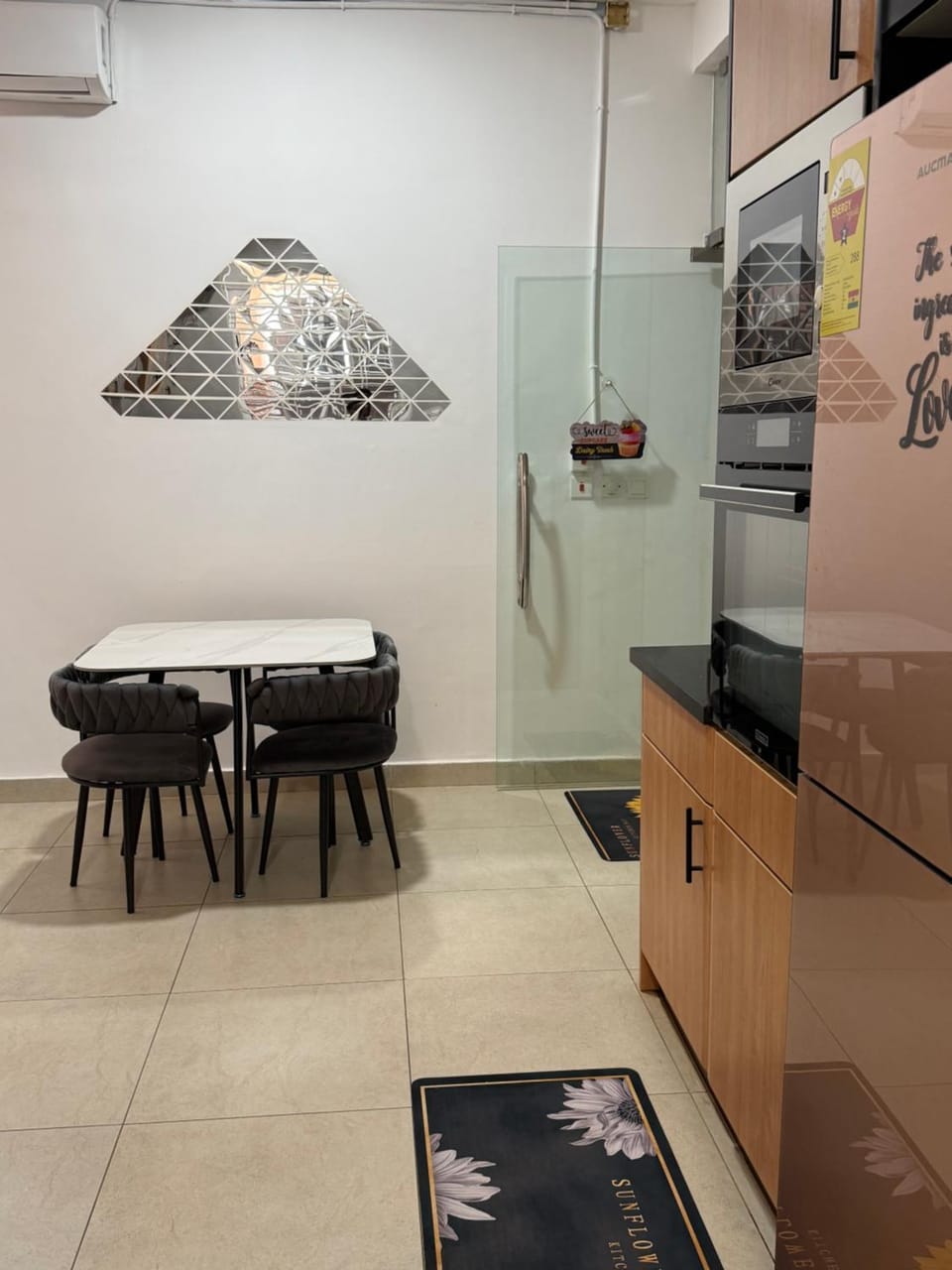 Luxury 2 Bedroom Oasis In Heart Of Accra House in Accra