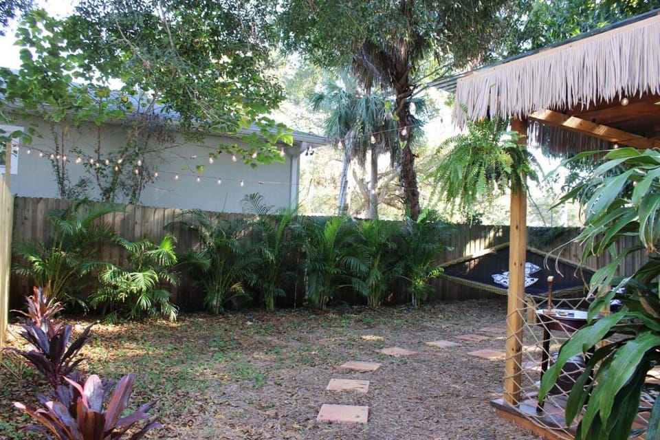 Tarzans Airstream Retreat Apartment in Tampa