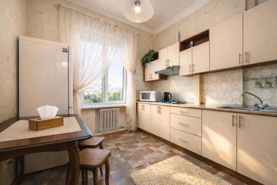 2-Bedroom Apartment on Khreshchatyk Apartment in Kiev City - Kyiv