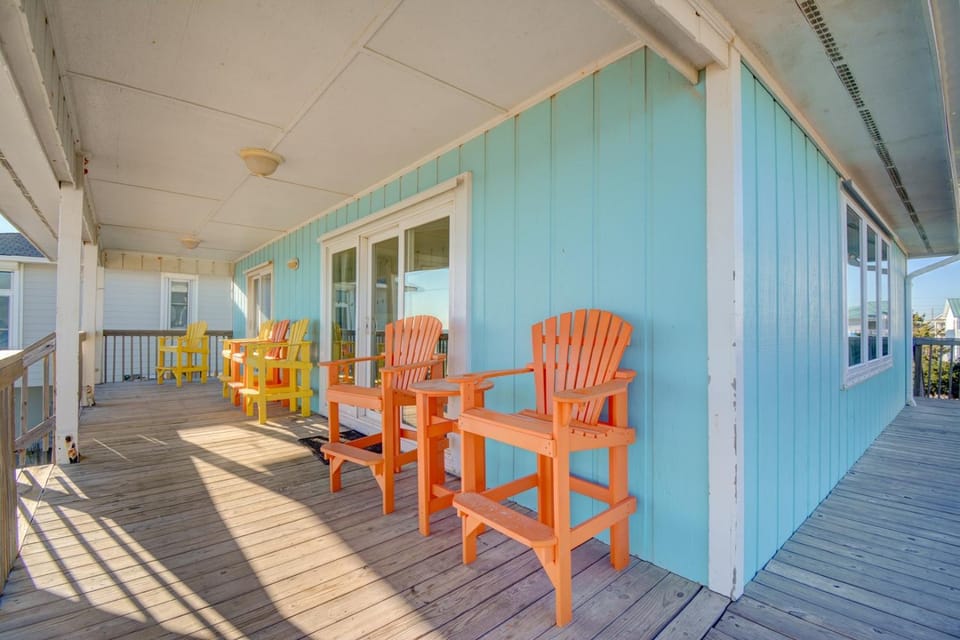 Experience Surf City in style at As You Wish! House in Surf City