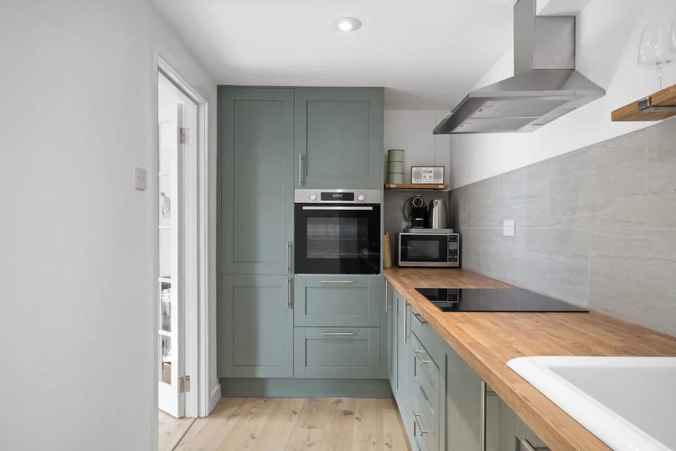 Modern Mews House in Central Totnes House in Totnes