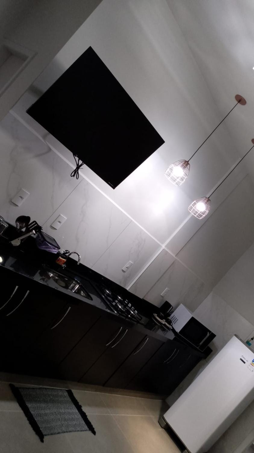 N 40 - Central com 2 quartos, ar condicionado e garagem Apartment in Cascavel