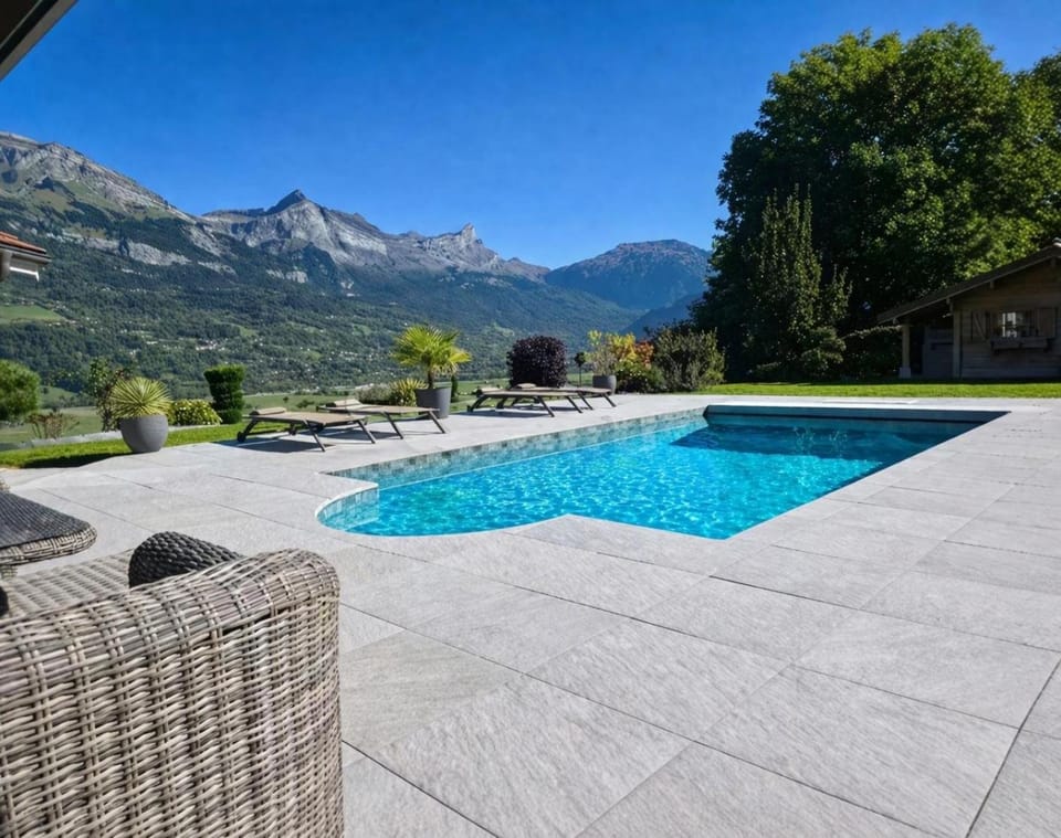 Chalet villa avec piscine Megeve Villa in Combloux