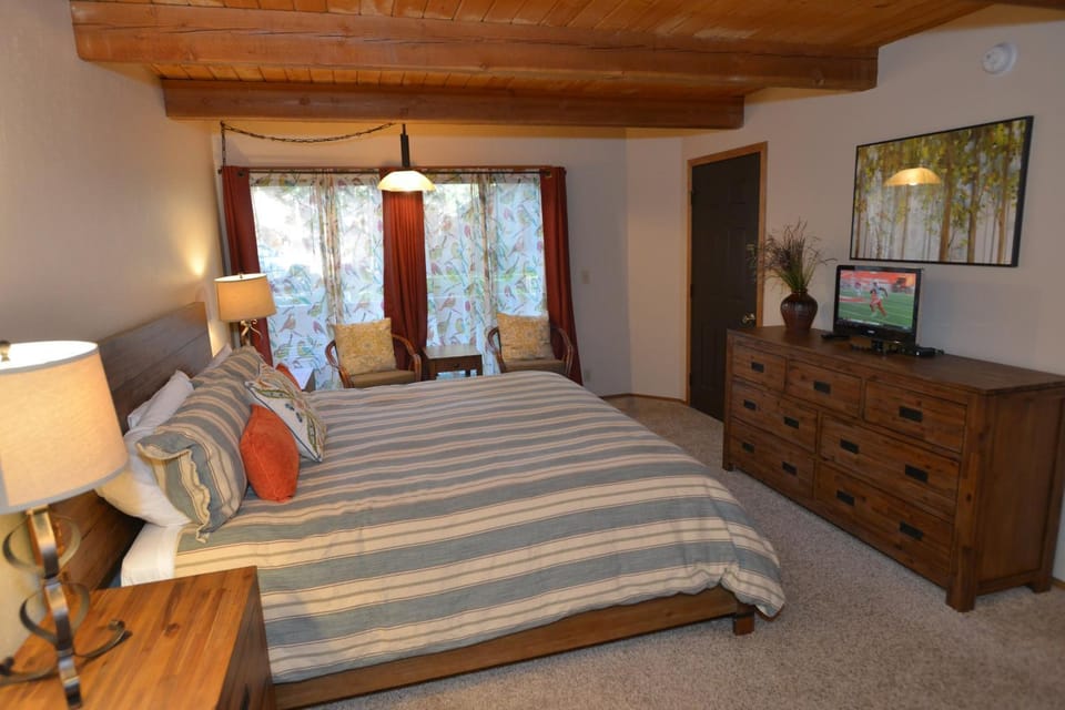 54 Tennis Village Apartment in Sunriver