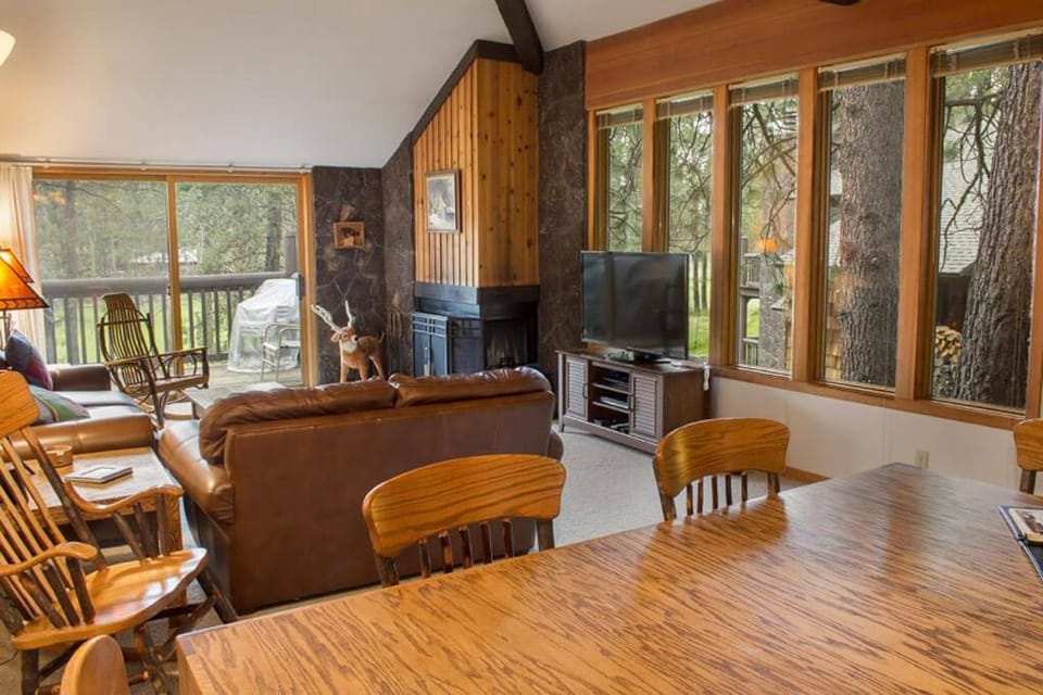 56 Wildflower Apartment in Sunriver