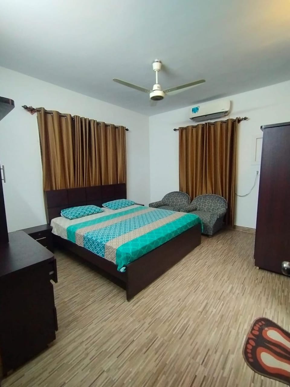 Best Banglow House in Karachi