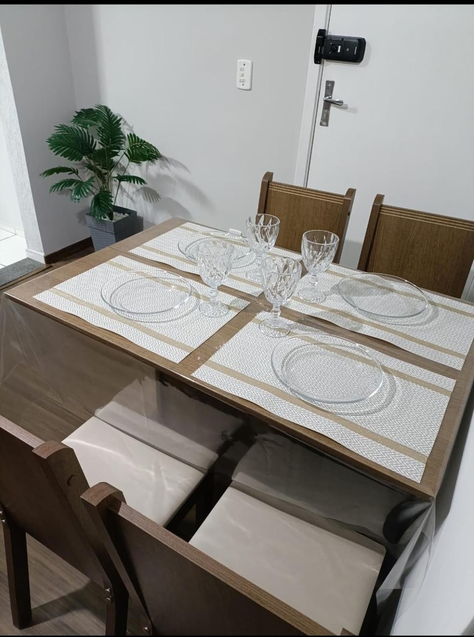 Apto Térreo Próximo HU e Aeroporto Vaga e Ar Apartment in Londrina