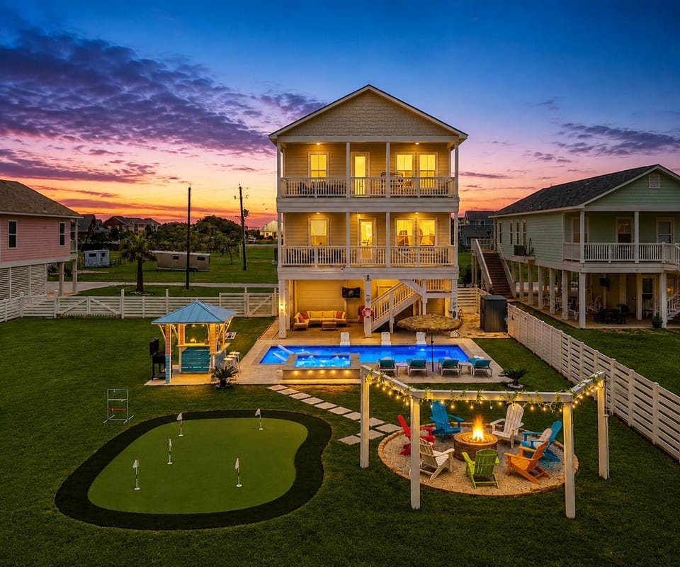 Property building, Swimming pool