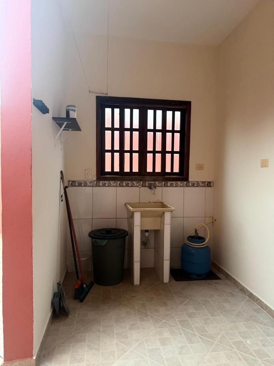 Casa em São Sebastião, próxima à praia! House in São Sebastião