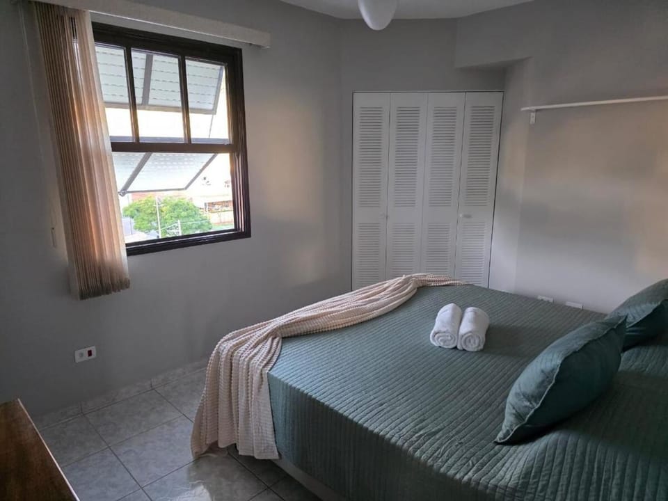 Apto a 3 quadras do centro, 2 quartos lazer comp Apartment in Serra Negra