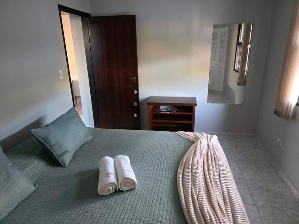 Apto a 3 quadras do centro, 2 quartos lazer comp Apartment in Serra Negra