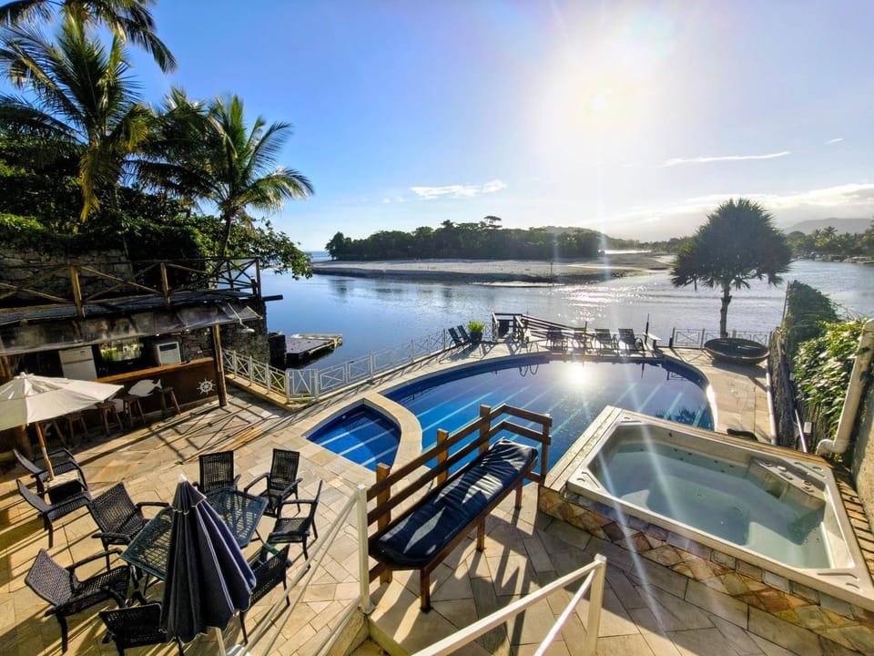 Beach, Swimming pool