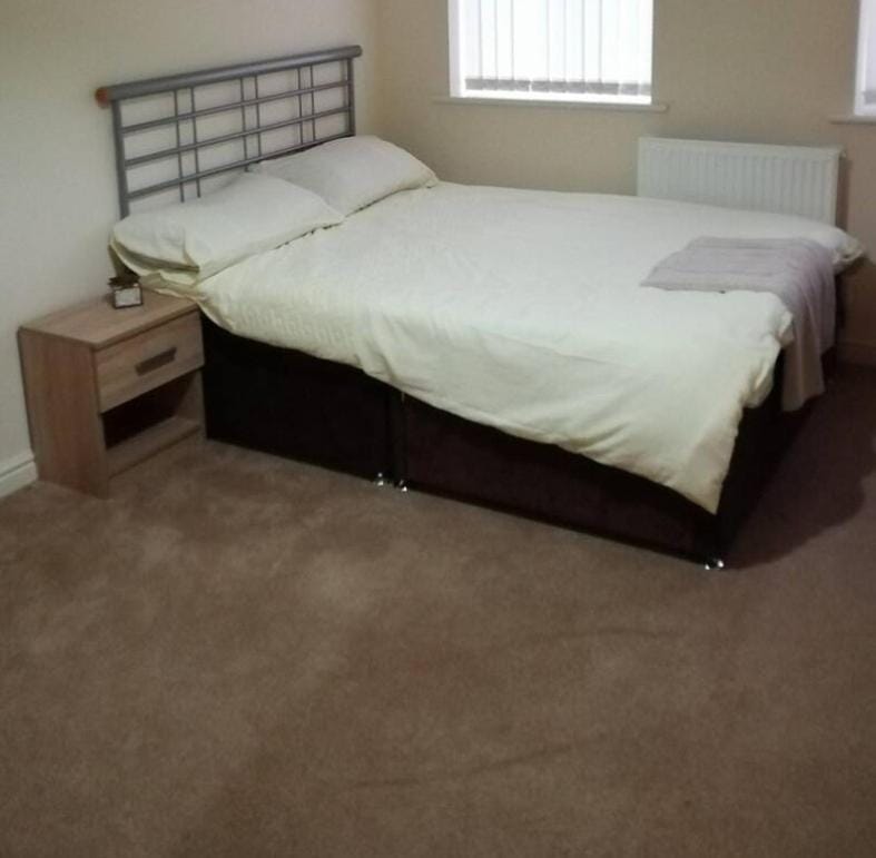 Modern home for contractors Apartment in Rugby