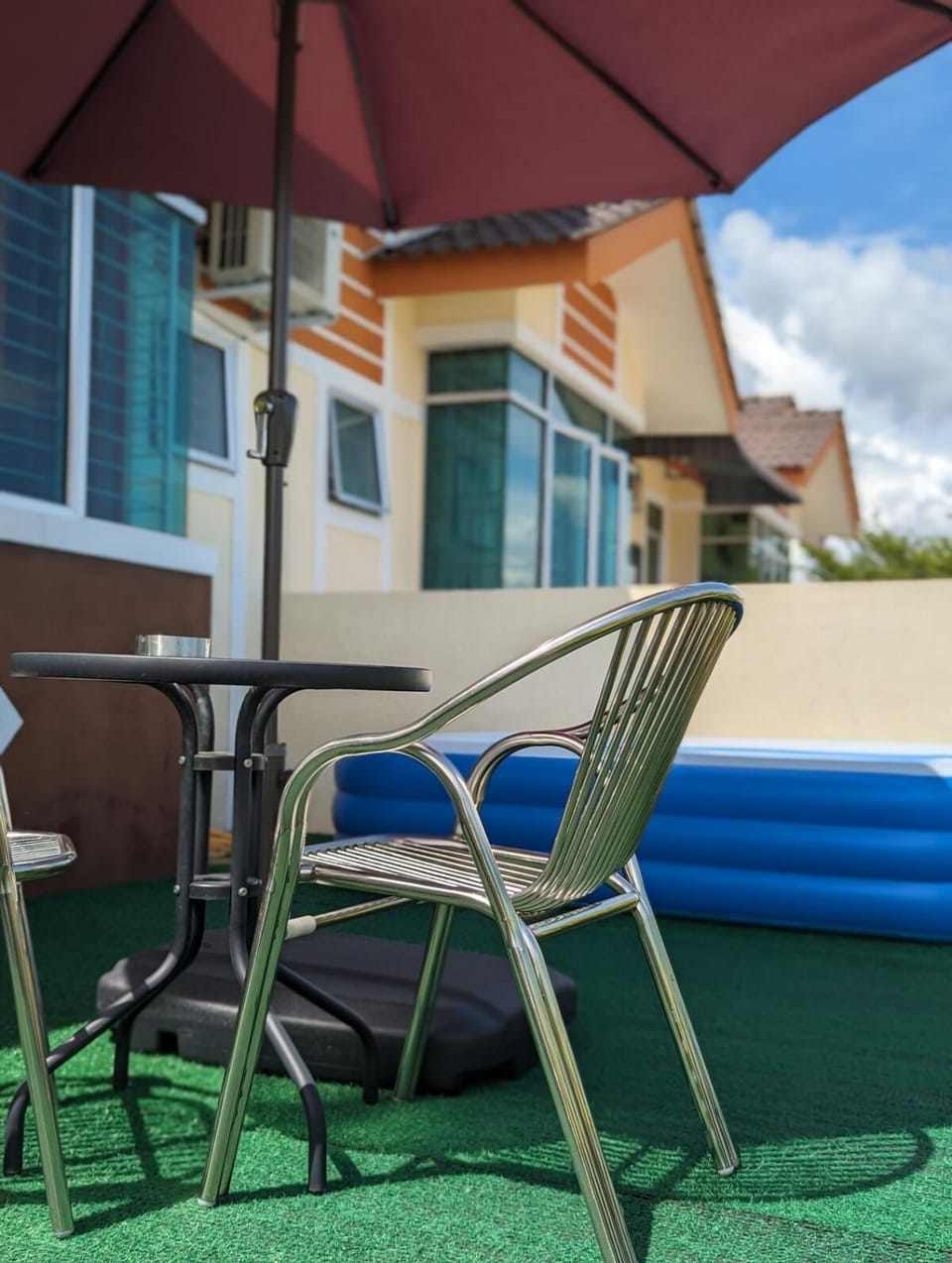 Swimming pool