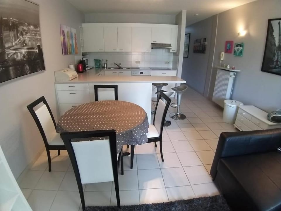 Private, cozy appartement 20 min Brussels Rixensart Apartment in Flanders