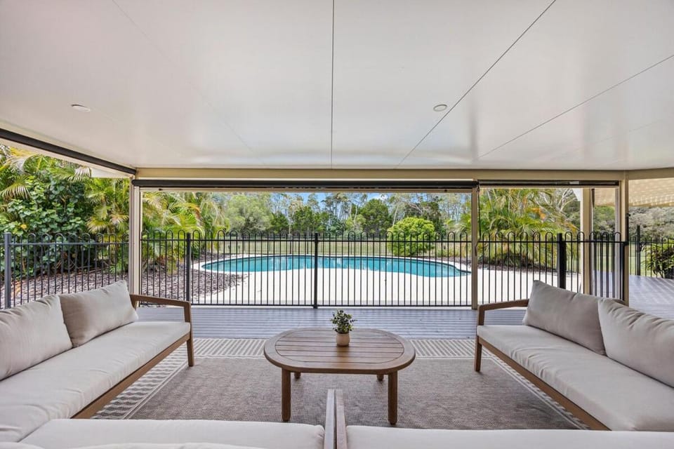 Salt & Sand Beachside Hideaway Apartment in Hervey Bay