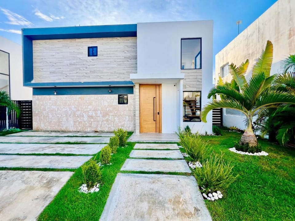 Property building, Parking